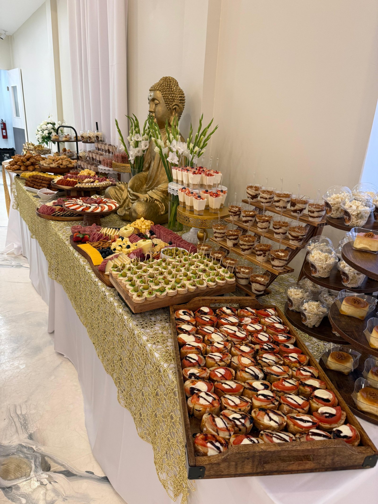 Premium Food Display